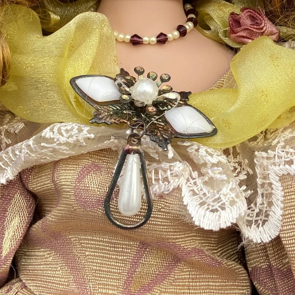 NWOT Meet “Jasmine” She’s StrawberryBlond,HazelEyes, PorcelainSkin,StunningDoll🎄